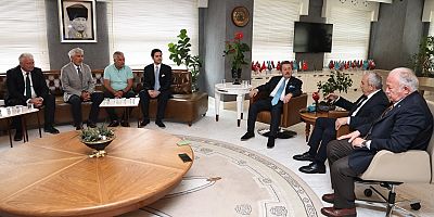 Cavit Çağlar’dan Başkan Şadi Özdemir’e tebrik ziyareti